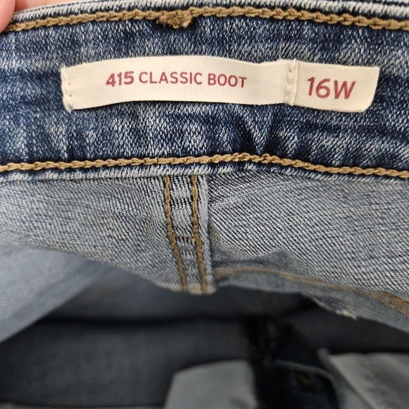 Levi Strauss 415 Jeans Women's 16 (37x28) Blue Denim Classic Bootcut Stretch EUC - Picture 2 of 10